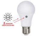 Lampadina LED 9,5W 800lm 6000K 230V con crepuscolare 2 sensor